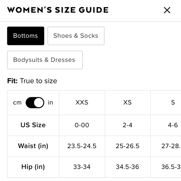 Alo Chevron Print Bike Shorts - Picture 6 of 6